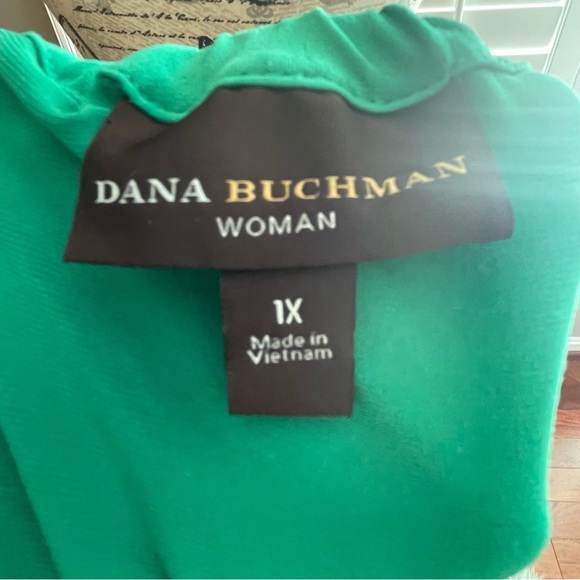 Dana Buchman Vibrant Green Blouse - Picture 4 of 5